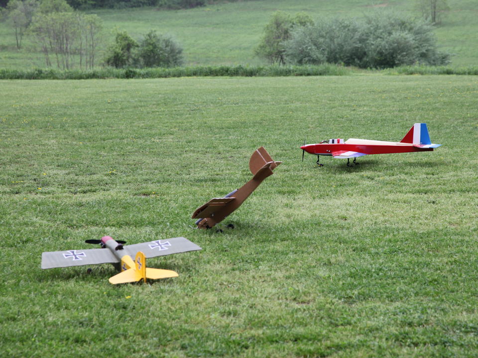 Problems at the start of the race
