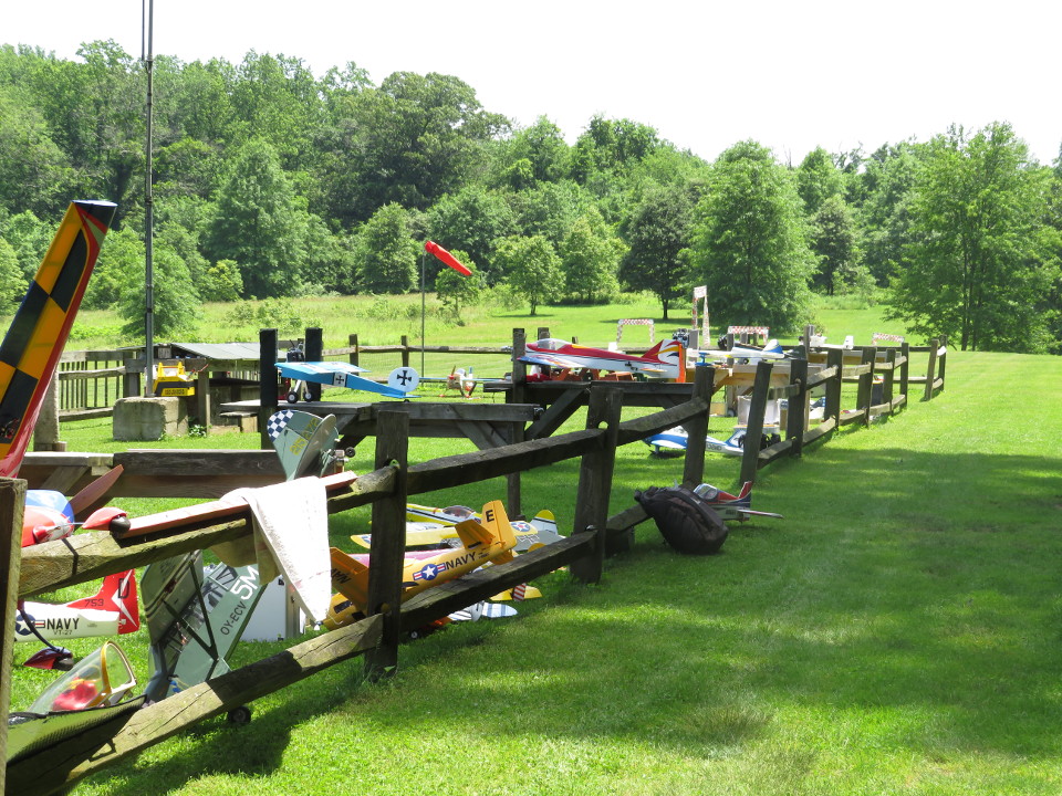 Quad clears the gate